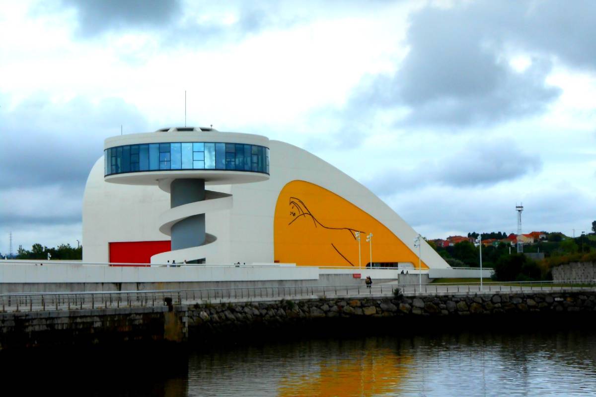 Centro Niemeyer de Avilés Asturias
