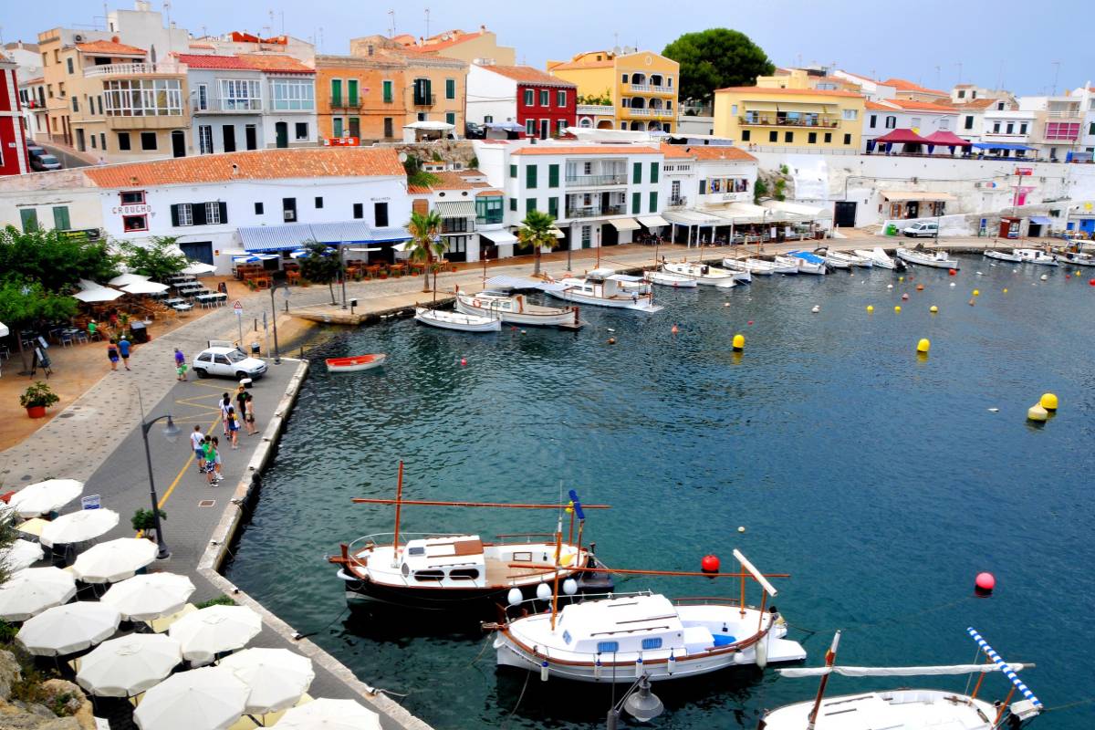 El puerto de Mahón Menorca