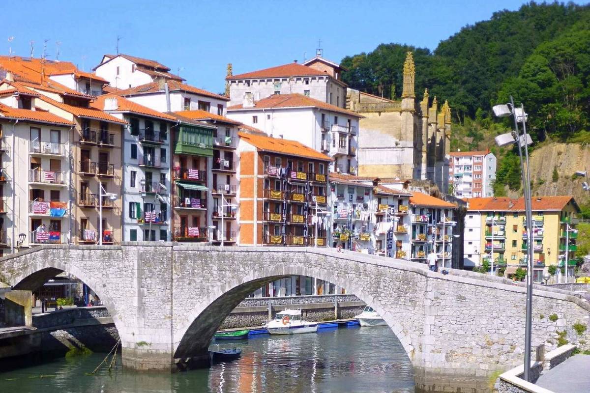 Puente Viejo Ondarroa Vizcaya País Vasco